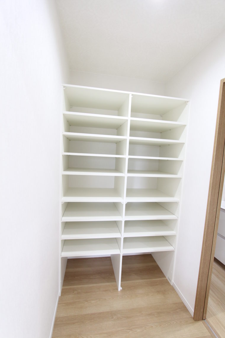 姫路市の注文住宅 Y様邸のパントリー収納