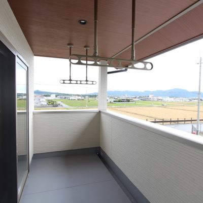 姫路市の注文住宅 Y様邸のベランダ物干し
