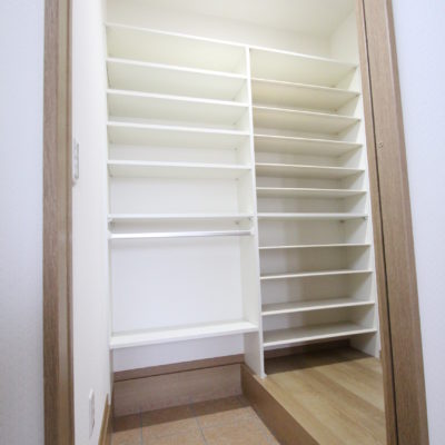 姫路市の注文住宅　玄関収納