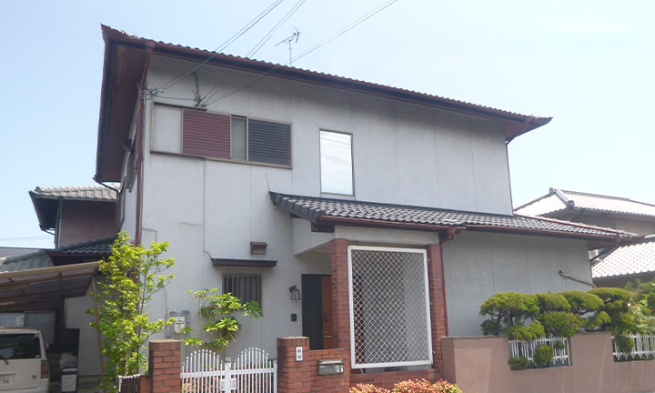 姫路市の注文住宅　外壁のメンテナンス前