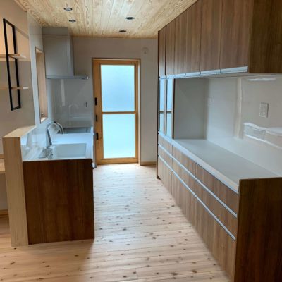 キッチンとカップボード