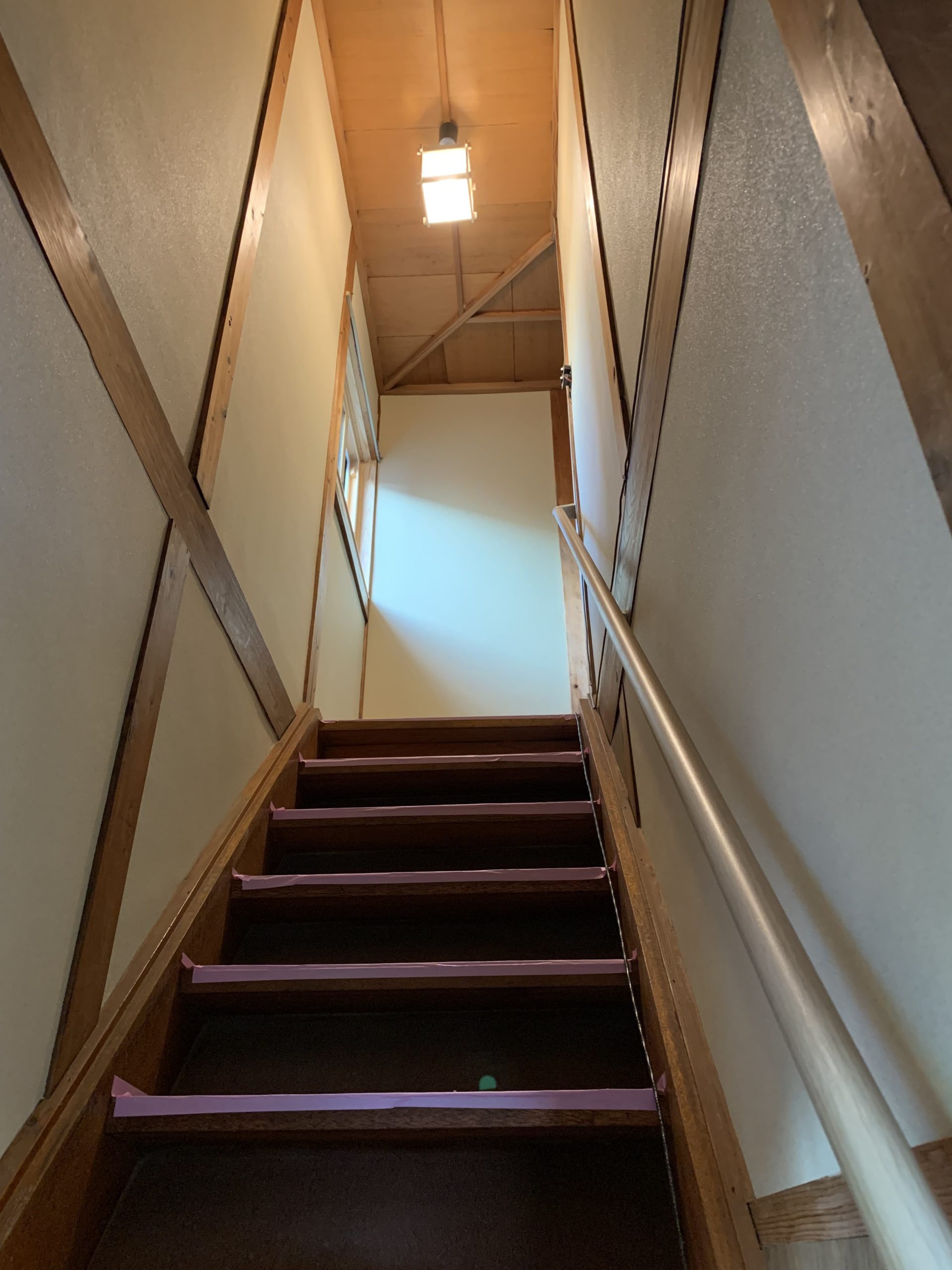 『姫路』壁塗替えと手摺工事